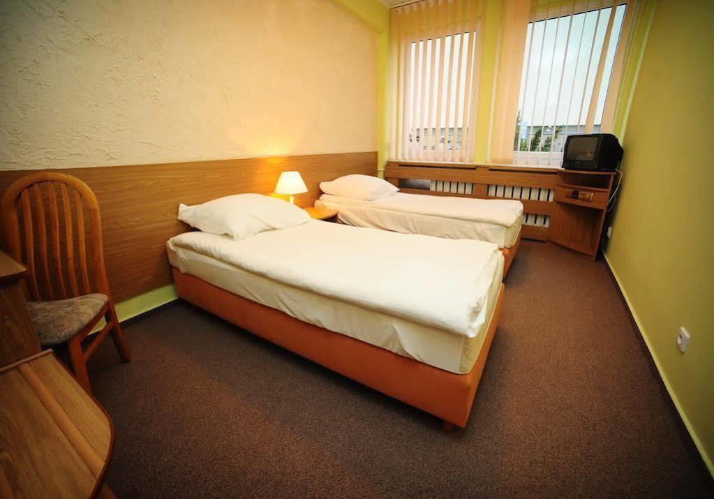 Hotel Gwda Пила Экстерьер фото